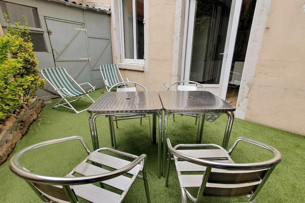 Classe 4 Etoiles - Cybele - Centre Ville 2 Chambres, Cour Privative Et Garage Vienne  Esterno foto
